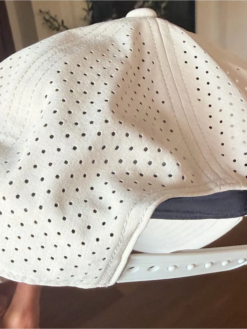 Neutral Unisex Vuori - V1 Water Tech Baseball Cap